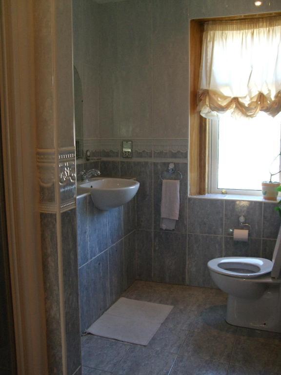אדינבורו Swan Lake Guest House חדר תמונה