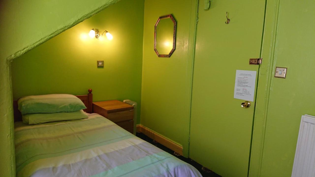 אדינבורו Swan Lake Guest House מראה חיצוני תמונה